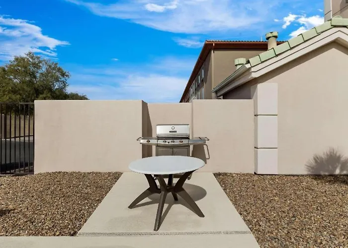 Comfort Hotel Tucson